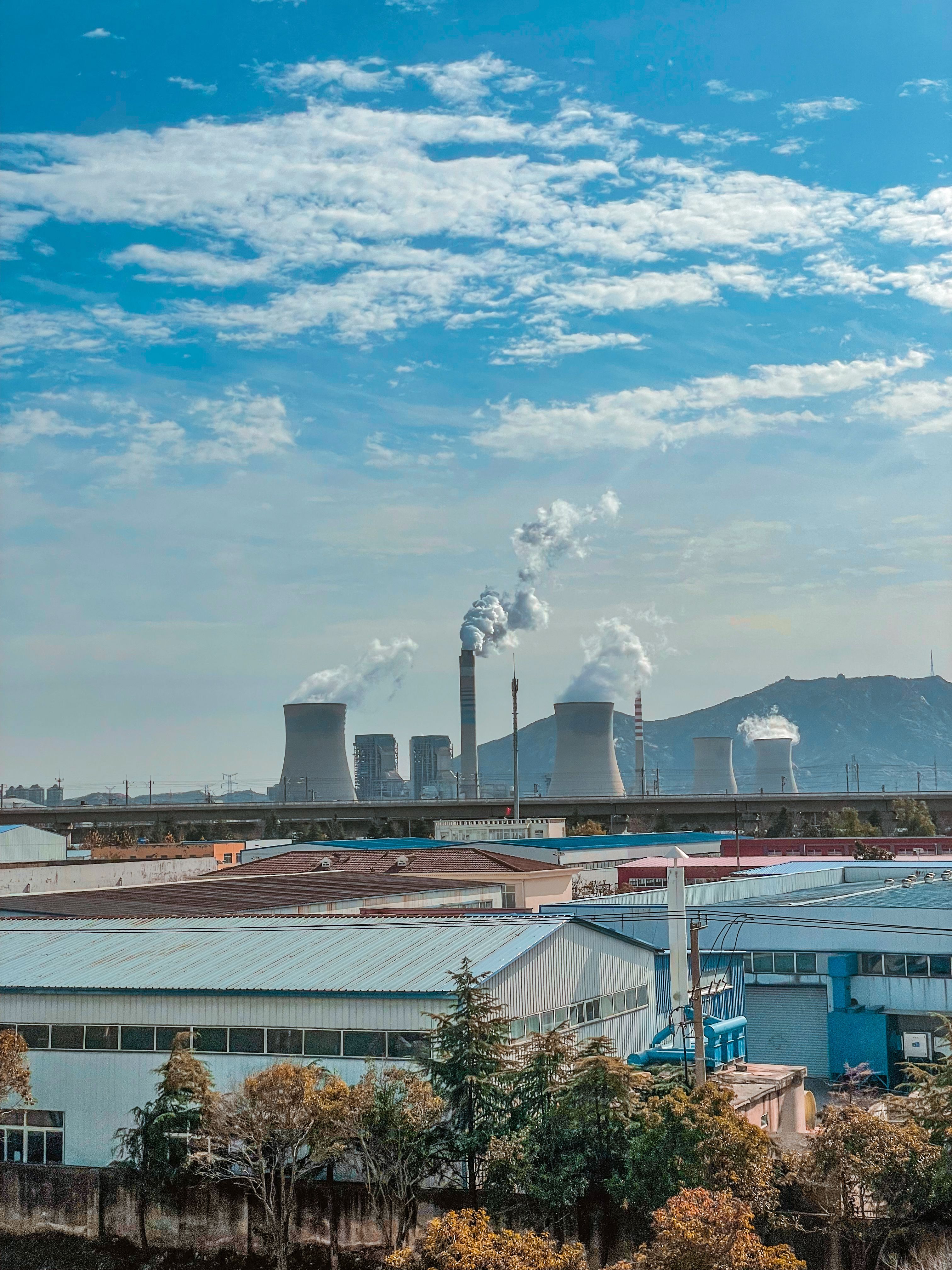 Commercial coal power plant facility